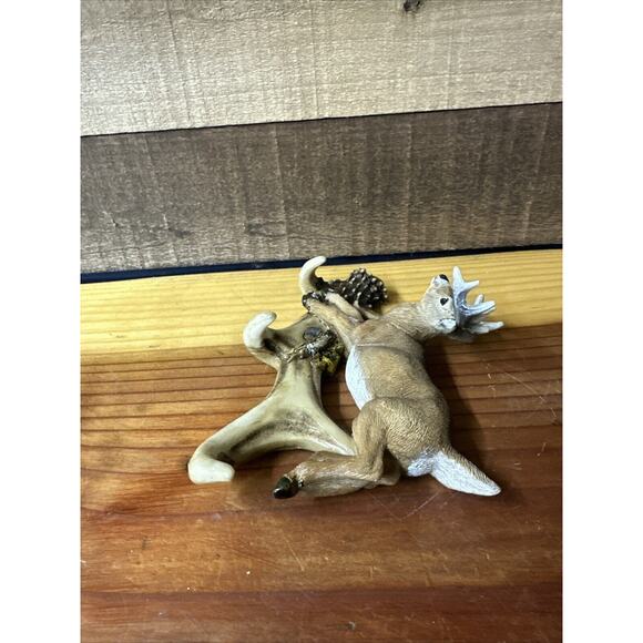 Resin Deer Wall Hanging Decor 3 Hook Rustic KEYS OR Coat Rack - Picture 5 of 6